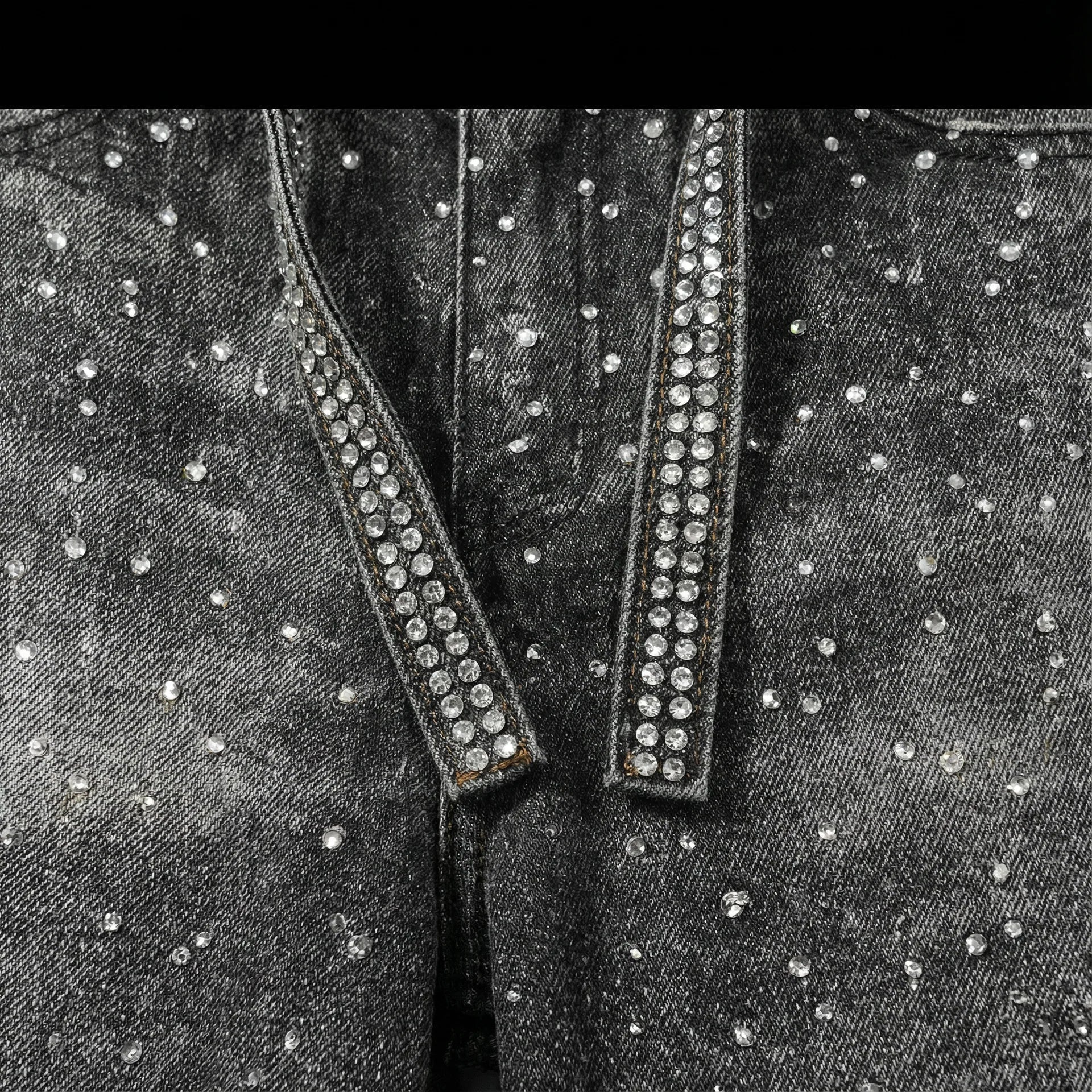 STUDDED BLACK - SHORTS